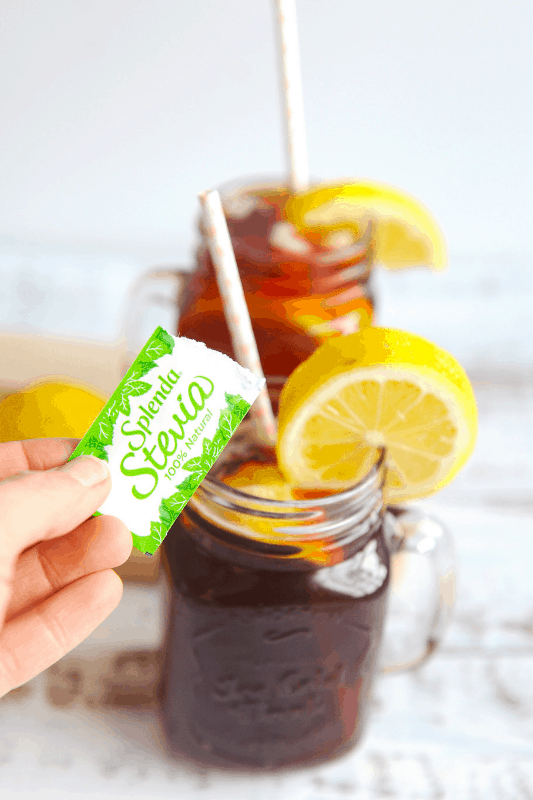 Wondering how to make iced tea with stevia? healthy Lifestyle Blogger Momma Fit lyndsey is sharing her favorite way to make iced tea with natural stevia