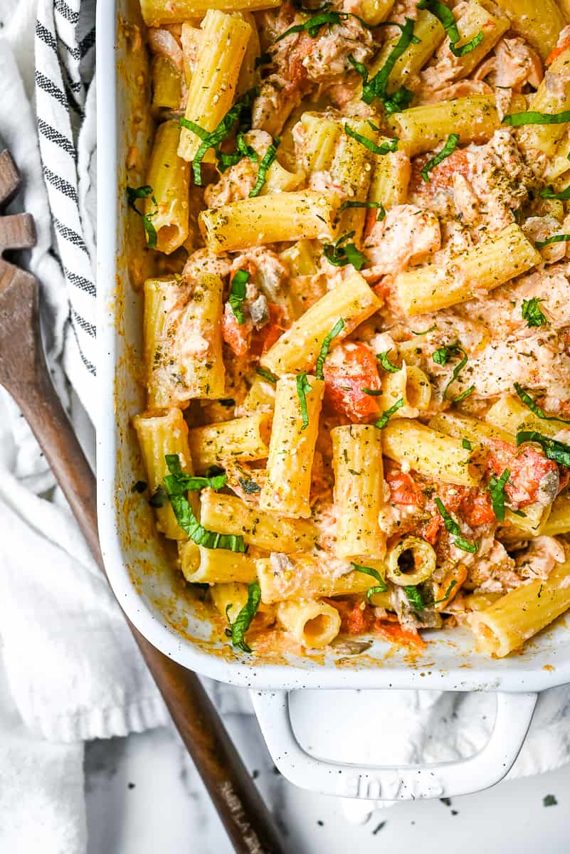 baked feta pasta with cherry tomatoes