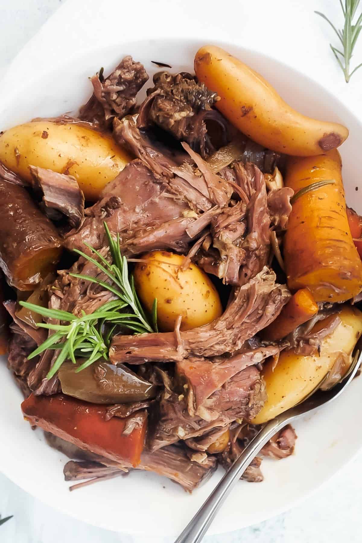 slow cooker pot roast with carrots and potatoes